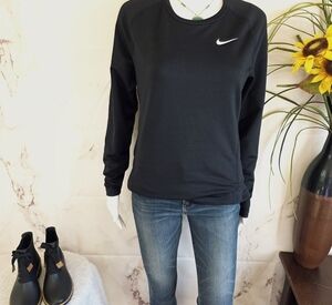 Nike Pro Women's Black Fleece Lined Long Sleeve Top